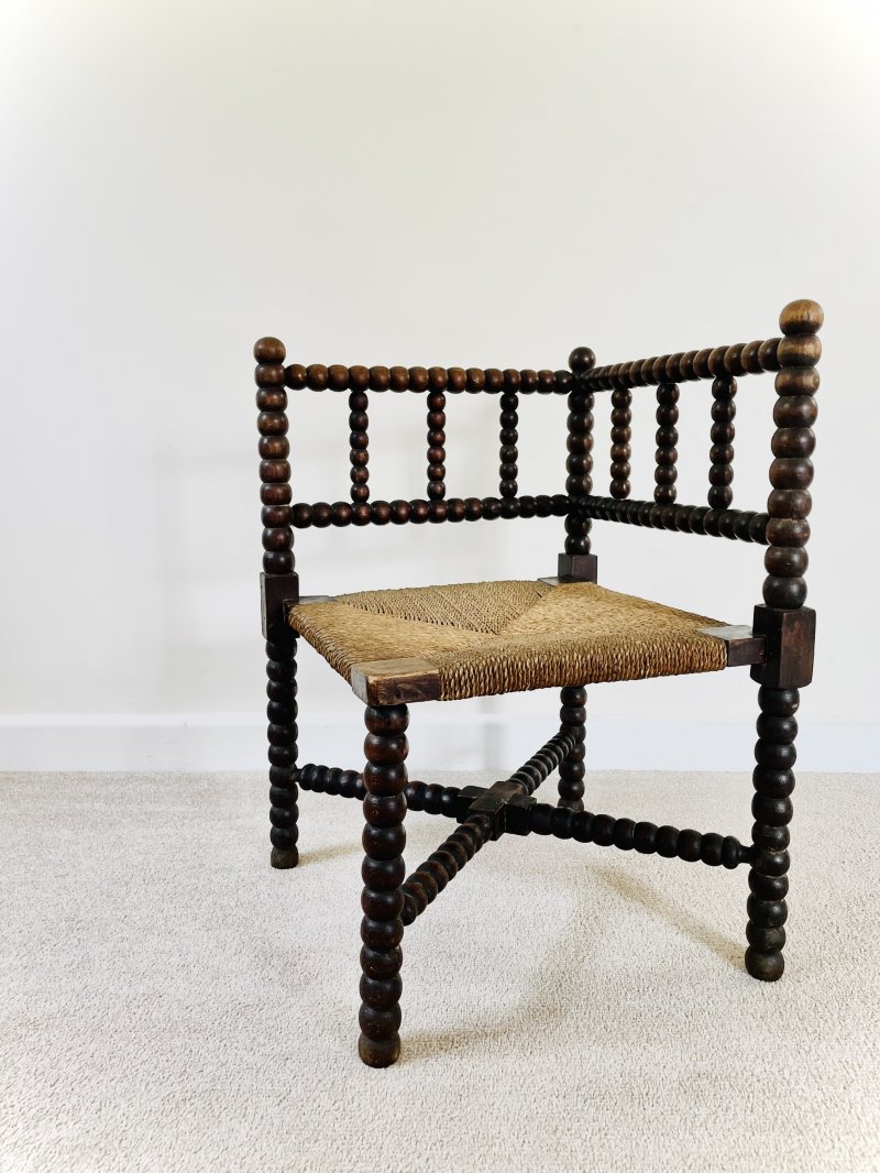 Period Bobbin-Turned Corner Chair